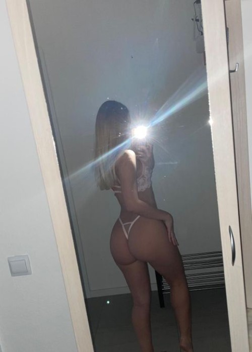 Проститутка Сакура Сакура